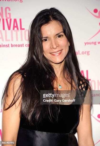 677 Actress Patricia Velasquez Stock Photos & High。